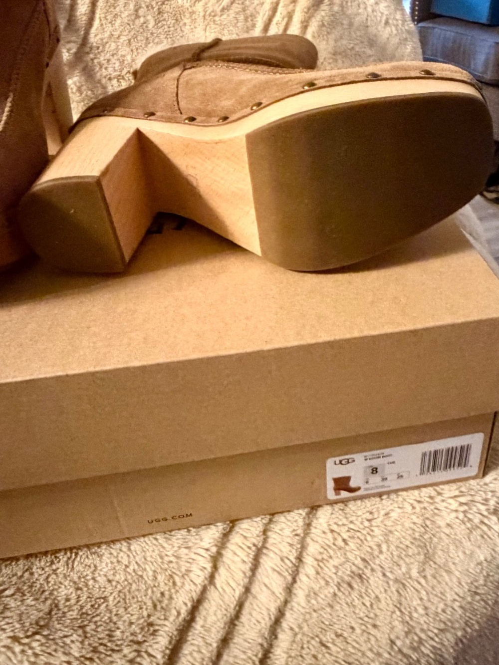 UGG Kouri Chestnut Suede Leather Sheepskin Wood Clog Ankle Boots Box Size 8 - Picture 3 of 4